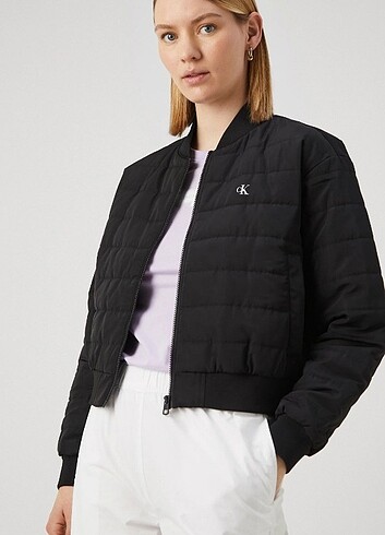 Calvin Klein Mont
