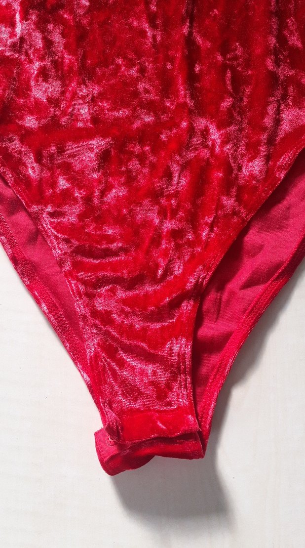 Kırmızı Kadife Askılı Bady - Görsel 2