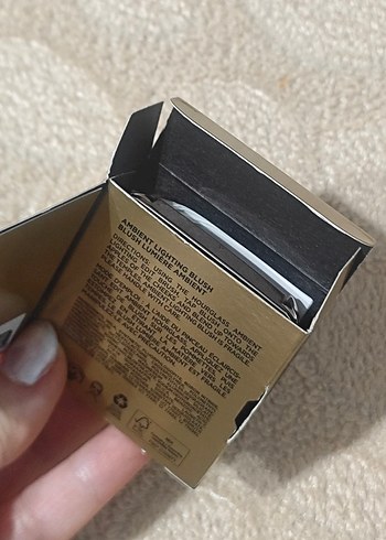 Hourglass Ambient Aydınlatıcı Allık - Görsel 4