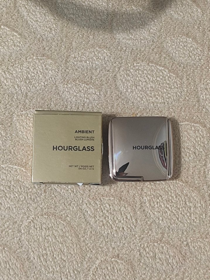 Hourglass Ambient Aydınlatıcı Allık - Görsel 2