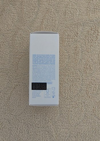 Summer Fridays Mavi Nemlendirici Mist - Görsel 6