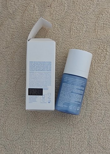 Summer Fridays Mavi Nemlendirici Mist - Görsel 2