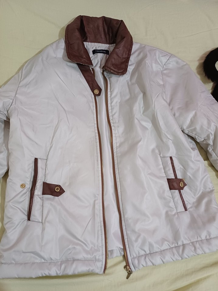 Kısa Kadın Ceket - Görsel 2