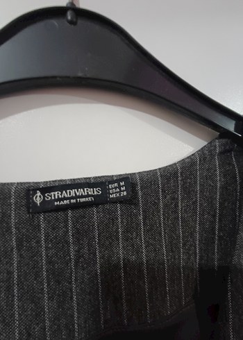 Stradivarius Gri Çizgili Mini Düğmeli Kadın Yelek - Görsel 2