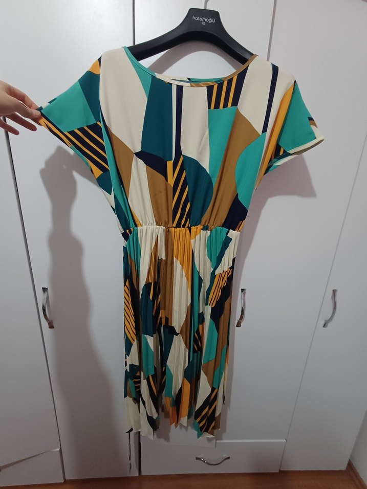 Bohem Çok Renkli Piliseli Elbise - Görsel 3