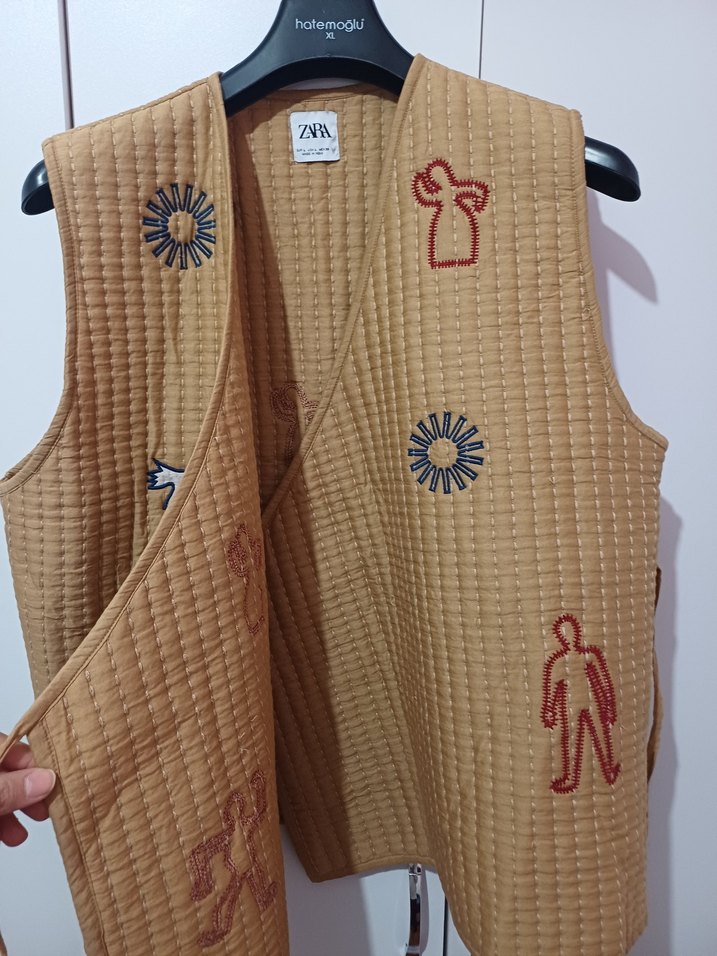 Zara Nakışlı Bohem Kadın Yelek - Görsel 3