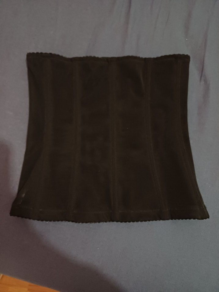 Siyah Korse - Görsel 2