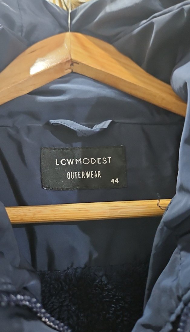 Düğmeli Uzun Lacivert Kadın Kışlık Mont Lcw - Görsel 2