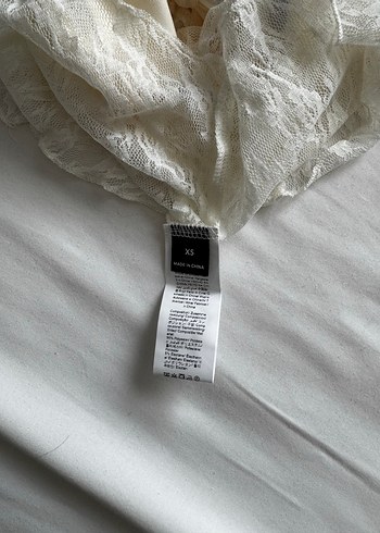 Beyaz Dantel Detaylı Straplez Büstiyer - Görsel 6