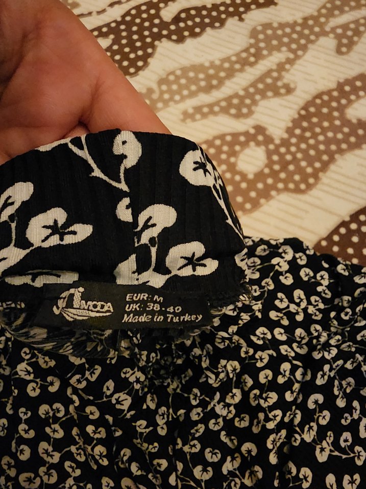 Siyah Desenli Uzun Volanlı Etek - Görsel 2