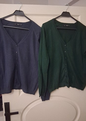 Lacivert V Yaka Düğmeli Kadın Hırka iki adet fiyat - Görsel 2