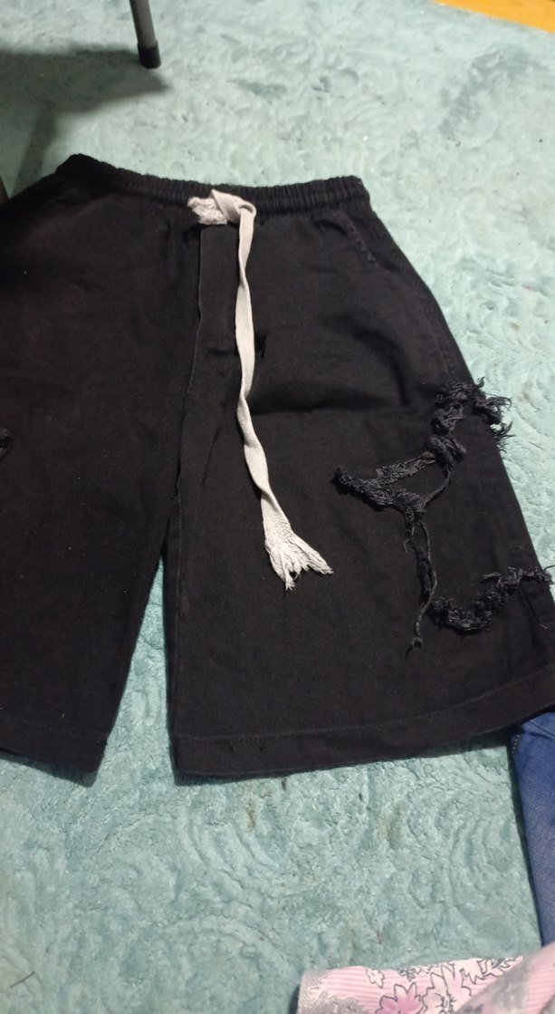 Siyah Püsküllü Salaş Kot Şort - Görsel 2