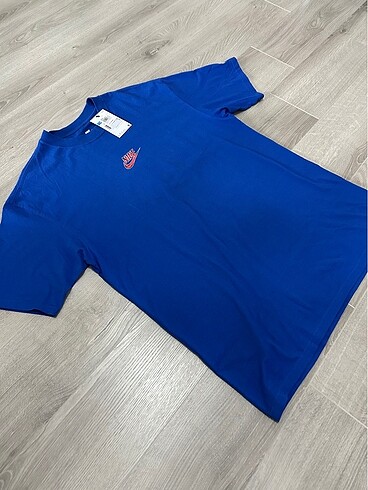 Nike Max90 Invisible Scenery Tişört - Görsel 3