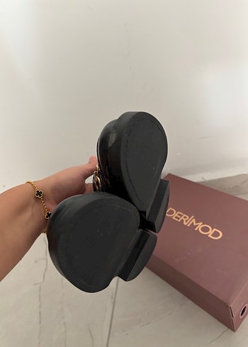 Derimod Zincir Detaylı Siyah Derimod Platform Topuklu Loafer