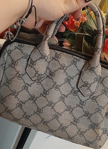  Beden çeşitli Renk Blugirl marka çanta 