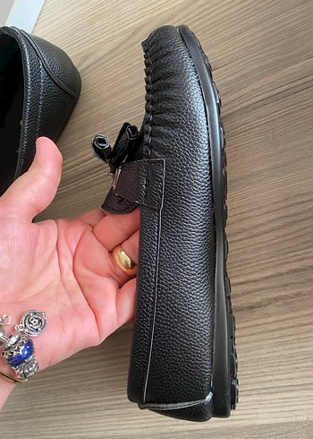 Kızlar için Siyah Deri Tokalı Loafer - Görsel 4