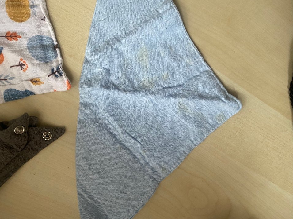 Nakışlı Çok Renkli Bebek Önlüğü Seti - Görsel 2