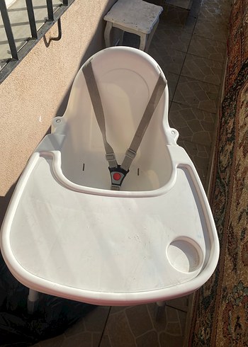 Beyaz Bebek Mama Sandalyesi