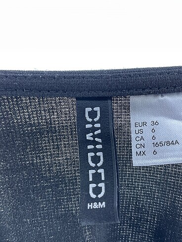 36 Beden siyah Renk H&M Kısa Elbise %70 İndirimli.