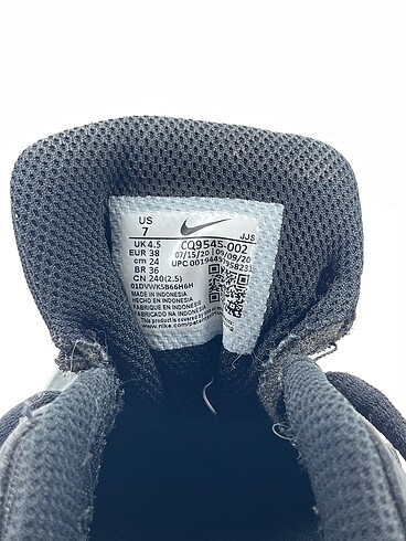 38 Beden siyah Renk Nike Spor Ayakkabı %70 İndirimli.
