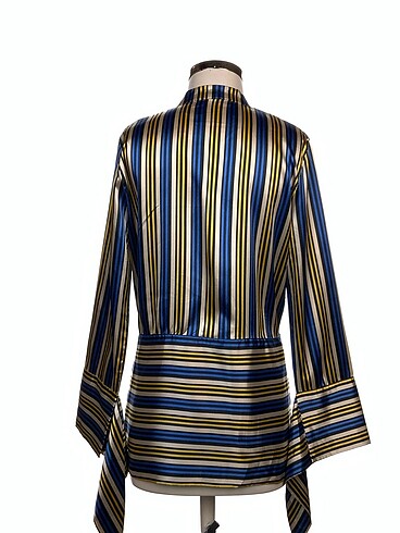 36 Beden Vintage Love Bluz %70 İndirimli.