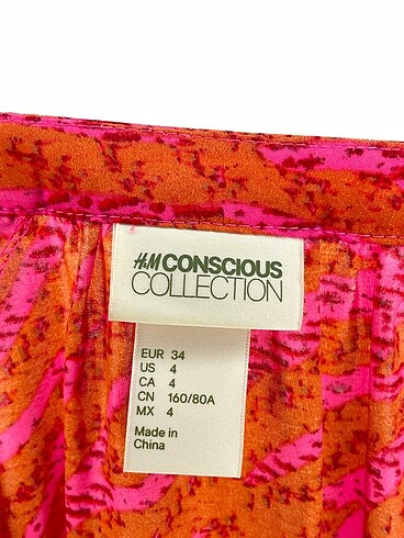 34 Beden çeşitli Renk H&M Kısa Elbise %70 İndirimli.