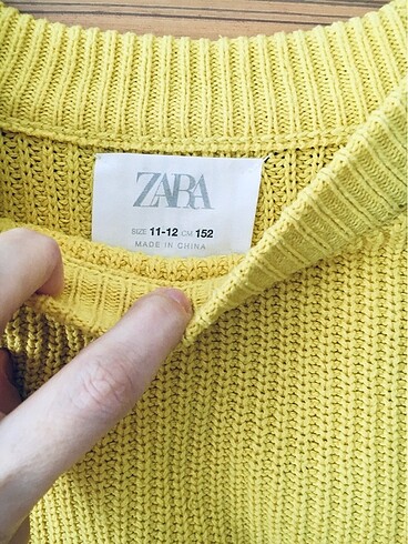 11-12 Yaş Beden sarı Renk Zara Crop Kazak