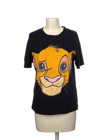 Diğer T-shirt %70 İndirimli.