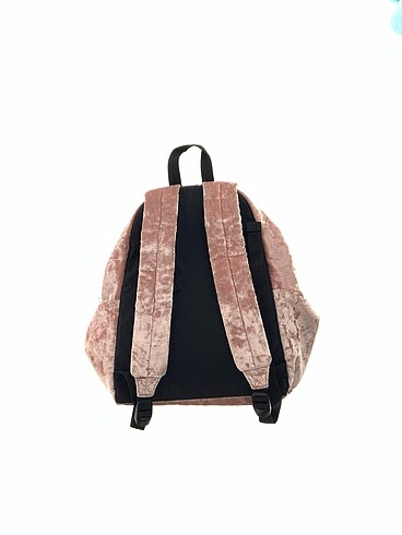 Eastpak Eastpak Sırt Çantası %70 İndirimli.