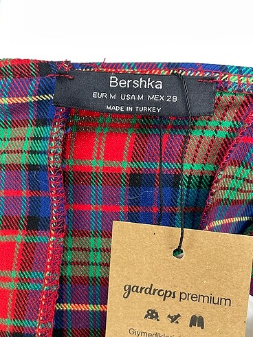 m Beden çeşitli Renk Bershka Mini Üst %70 İndirimli.