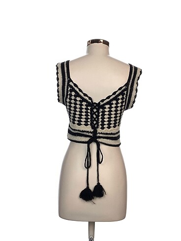 s Beden Forever 21 Bluz %70 İndirimli.