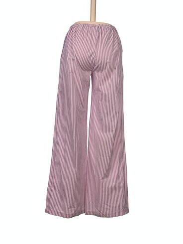 m Beden Vintage Love Düz Kesim %70 İndirimli.