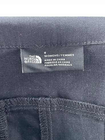 36 Beden siyah Renk North Face Düz Kesim %70 İndirimli.