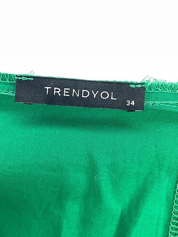 34 Beden yeşil Renk Trendyol & Milla Kısa Elbise %70 İndirimli.