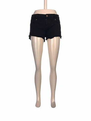 Bershka Mini Şort %70 İndirimli.
