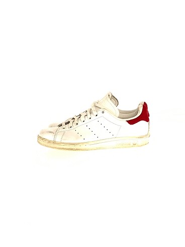 Adidas Spor Ayakkabı %70 İndirimli.