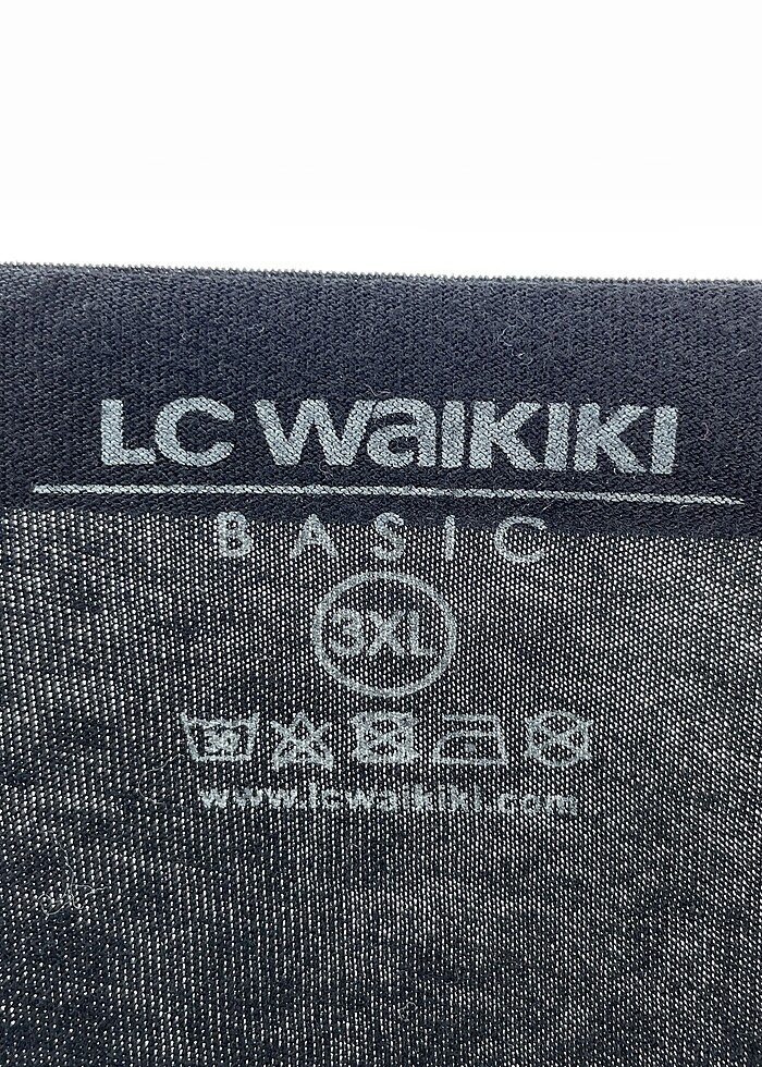 LC Waikiki T-shirt %70 İndirimli. - Görsel 4