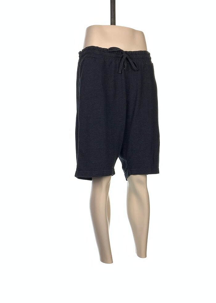 LC Waikiki Mini Şort %70 İndirimli. - Görsel 2