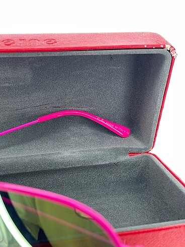  Beden Ray Ban Gözlük %70 İndirimli.