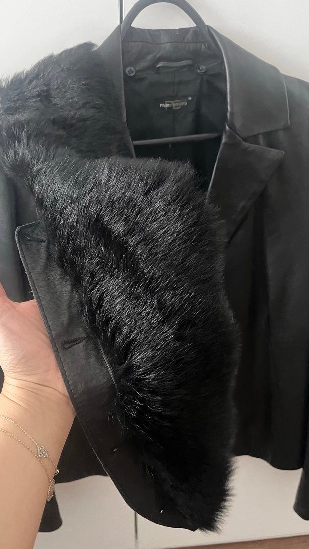 Kürk Yaka Detaylı Siyah Deri Kadın Ceket - Görsel 3