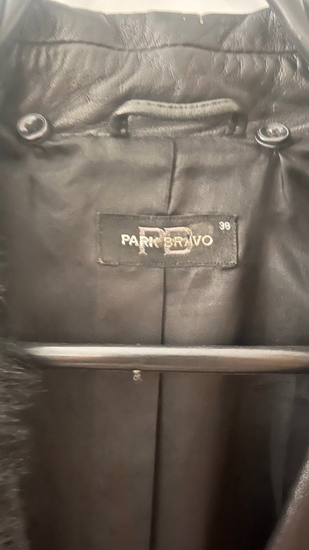 Kürk Yaka Detaylı Siyah Deri Kadın Ceket - Görsel 4