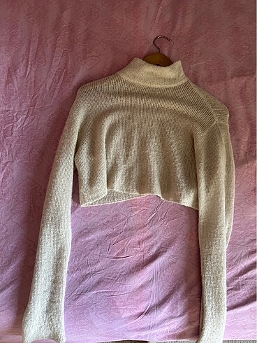bershka crop kazak