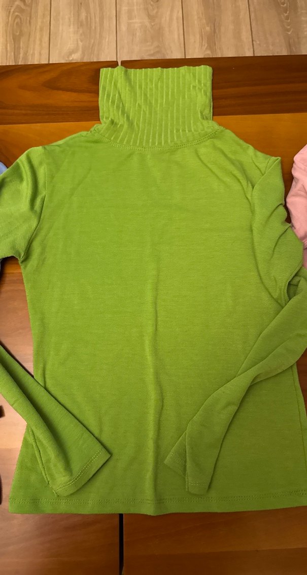 Düz Renkli Balıkçı Yaka Bluzları - Görsel 4