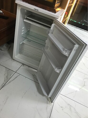 Altus mini dolap