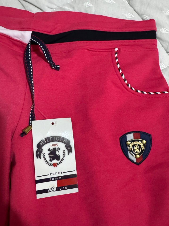 Kız Çocuk Kırmızı Rahat Kesim Eşofman Altı - Görsel 2