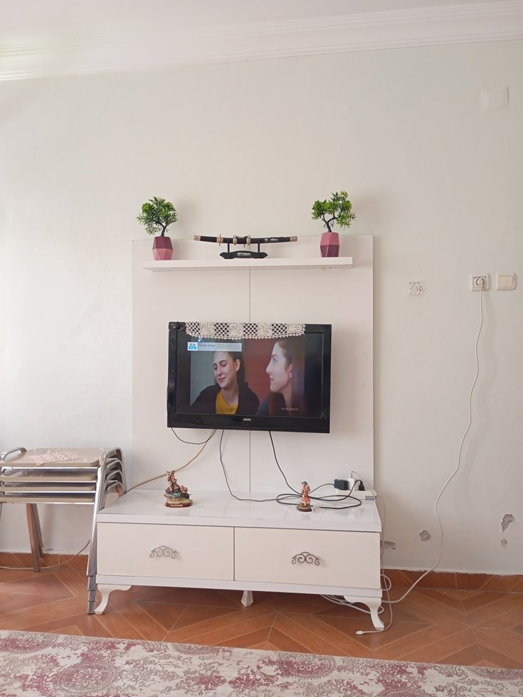 televizyon fazla kullanılmamış güzel çekimi iyi - Görsel 2