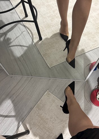 Bershka Kadın Siyah İnce Topuklu Stiletto