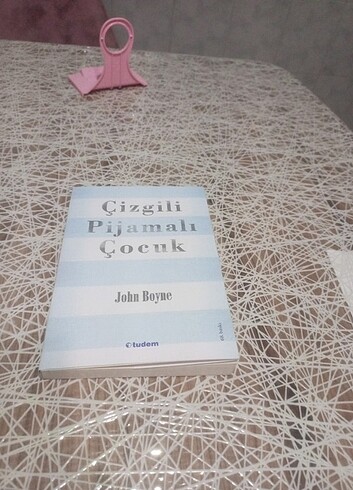 ÇİZGİLİ PİJAMALI ÇOCUK JOHN BOYNE 