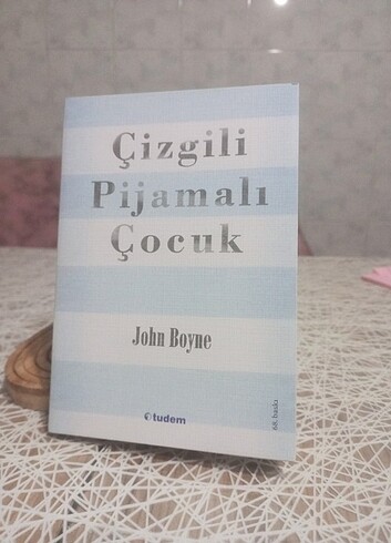  ÇİZGİLİ PİJAMALI ÇOCUK JOHN BOYNE 