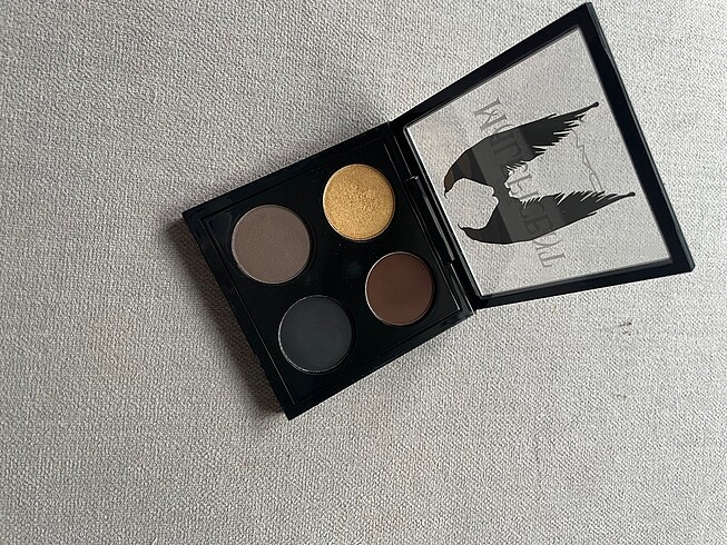 Mac maleficent far paleti